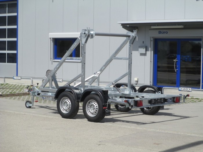 <strong>KABELTROMMELTRANSPORTER 2700</strong>